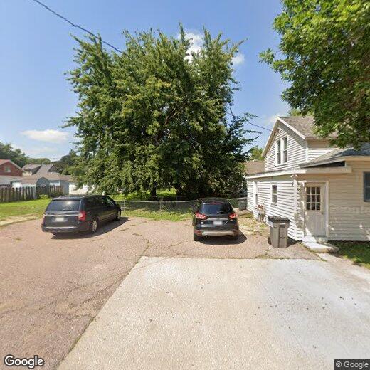 714 6th Ave, Sheldon, IA 51201 House Rental in Sheldon, IA