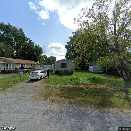 Primary Photo - 304 E Lindell St