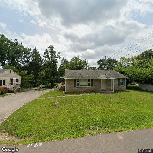 Primary Photo - 2400 E 7th St