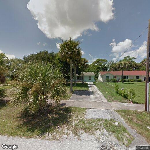 Foto principal - 762 S Beach St