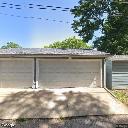 417 W 31st St, Davenport, IA 52803 House Rental in Davenport, IA