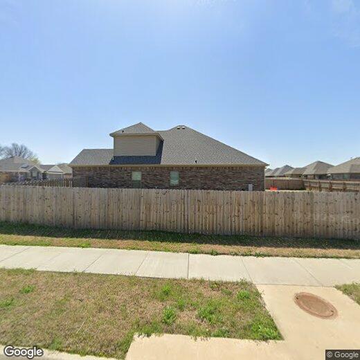 Foto principal - 275 W Tyler Rd