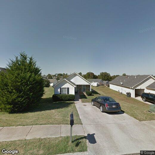 Foto principal - 505 Lakecourt Dr