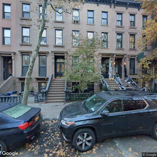 Primary Photo - 341 Clinton St