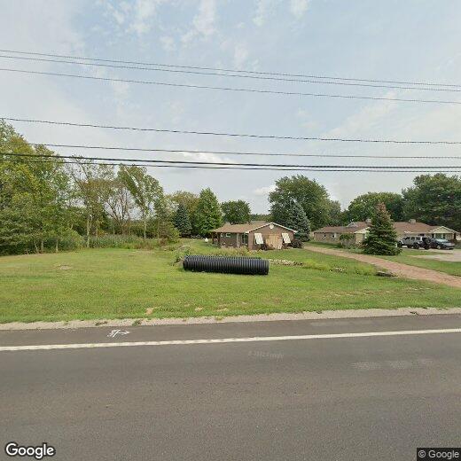 Primary Photo - 7131 Baumhart Rd