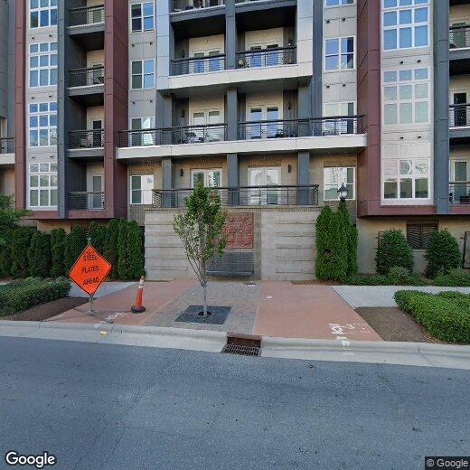 Primary Photo - 306 S Graham St