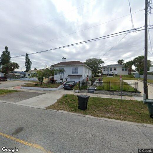 Foto principal - 403 N Oleander Ave