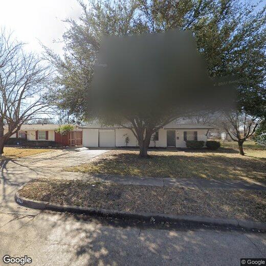 Primary Photo - 514 Paza Dr