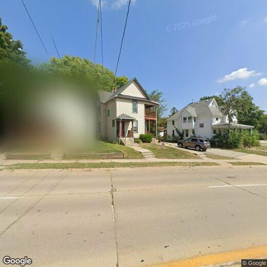Primary Photo - 1724 Charles St