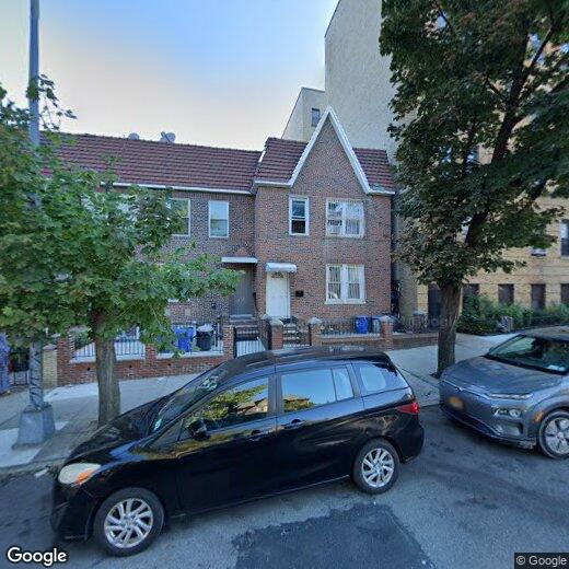 Private bedroom in 3 bed/2 bath Home Condo for Rent in Queens, NY