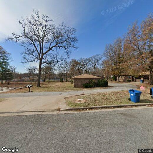 Primary Photo - 2925 E Zora St