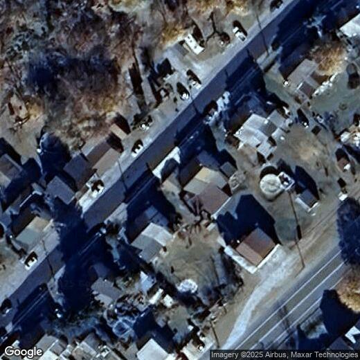 Foto principal - 102 Greenwood St
