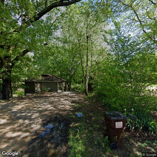 Primary Photo - 354 E Woodlawn Ave