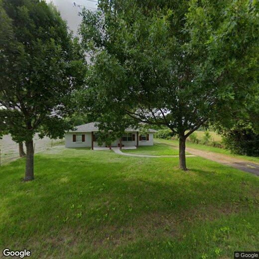 Foto principal - 205 Davis Rd