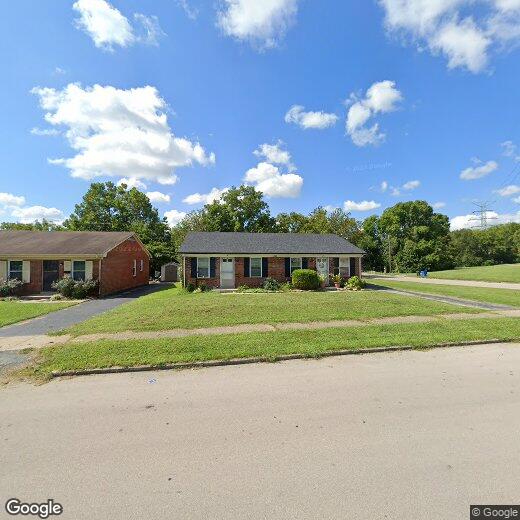 Foto principal - 1800 Chatsworth Dr