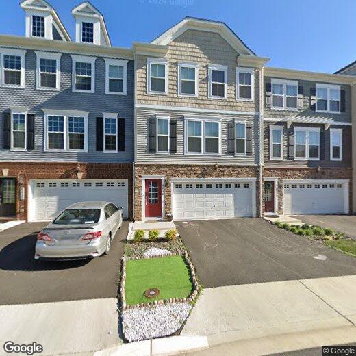 Primary Photo - 8820 Englewood Farms Dr