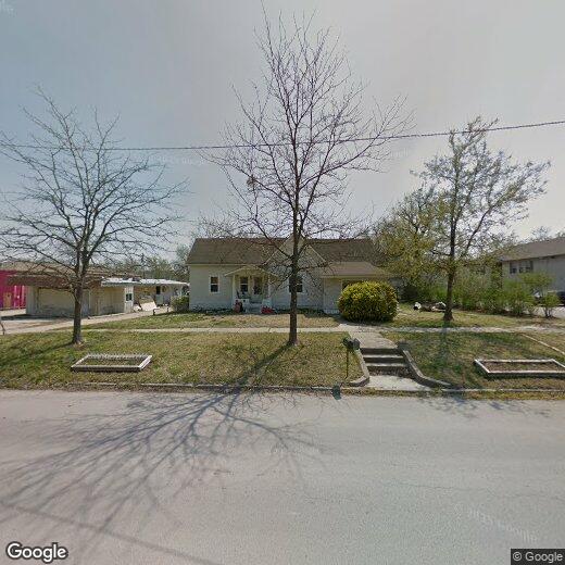 Primary Photo - 3 br, 1 bath House - 2022 REMCO 112 E 4th Ave