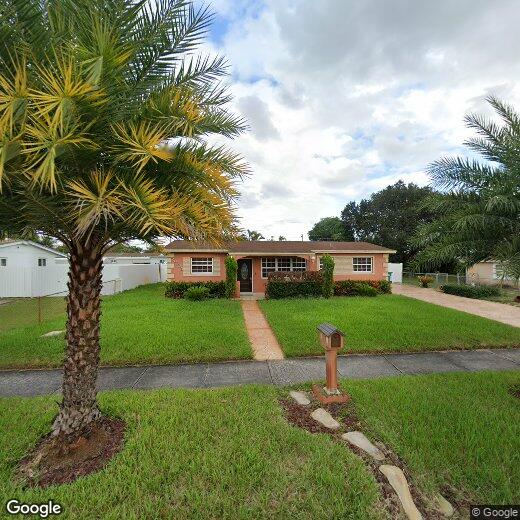 Foto principal - 20525 NW 33rd Ct