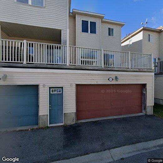 2712 Grand Canal St, Ottawa, ON K2J 0R9 House for Rent in Ottawa, ON