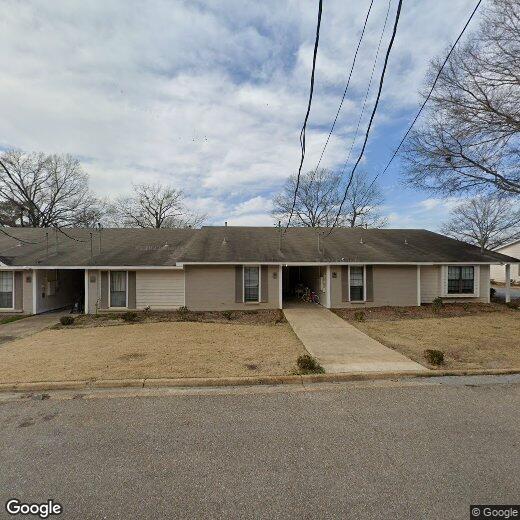 109 Cedar Ct, Wetumpka, AL 36092 Room for Rent in Wetumpka, AL