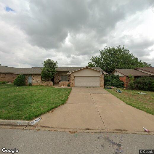 1004 Castle Dr, Weatherford, OK 73096 House Rental in Weatherford, OK