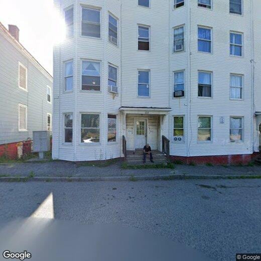 129 Oak St Unit 3, Lewiston, ME 04240 Condo for Rent in Lewiston, ME