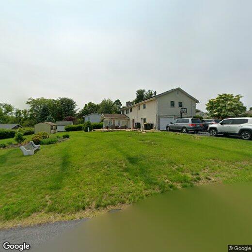 4618 Penn Hill Dr, Schnecksville, PA 18078 House Rental in