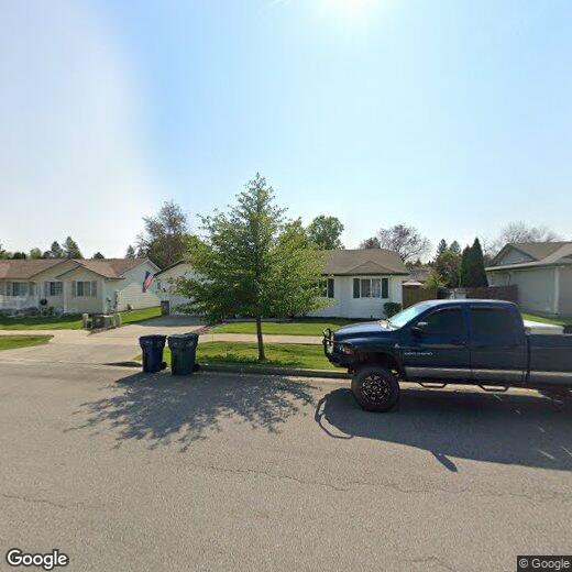 Primary Photo - 300 E Dragonfly Dr