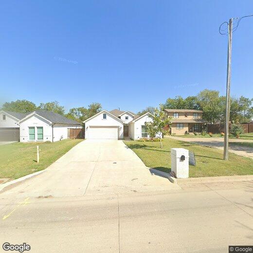 Primary Photo - 412 E Ash St