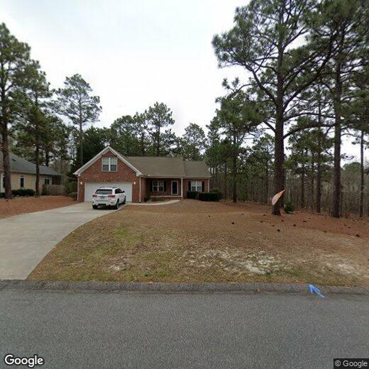 Foto principal - 215 Kingswood Cir