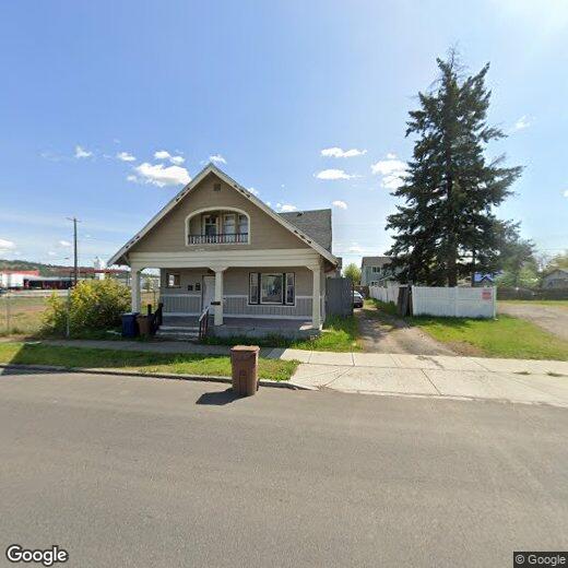 Primary Photo - 3020 E Rowan Ave