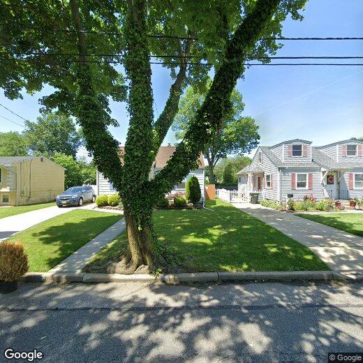 Primary Photo - 19 Sherman Ave
