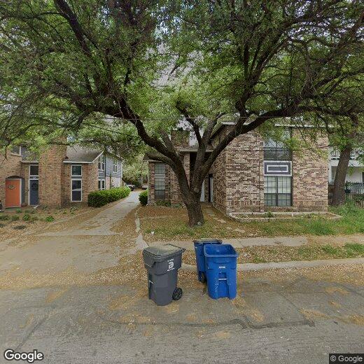 Primary Photo - 1419 McCoy St