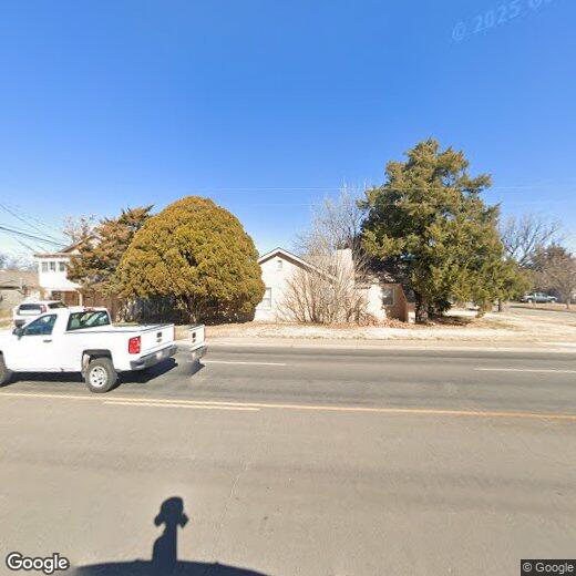 Primary Photo - 928 S Bonham above garage apartment 1/2 of...