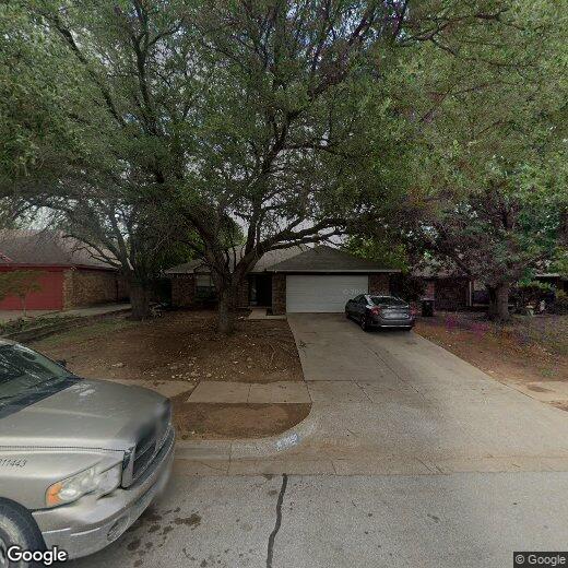 Primary Photo - 3200 Creekwood Ln