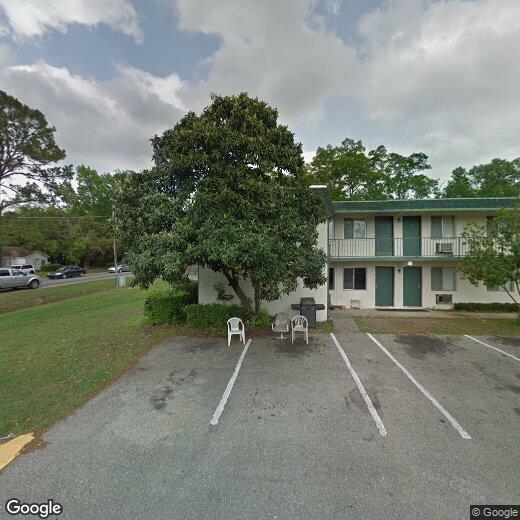 Primary Photo - 2765 W Tharpe St