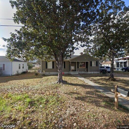 Foto principal - 2426 4th Ave E