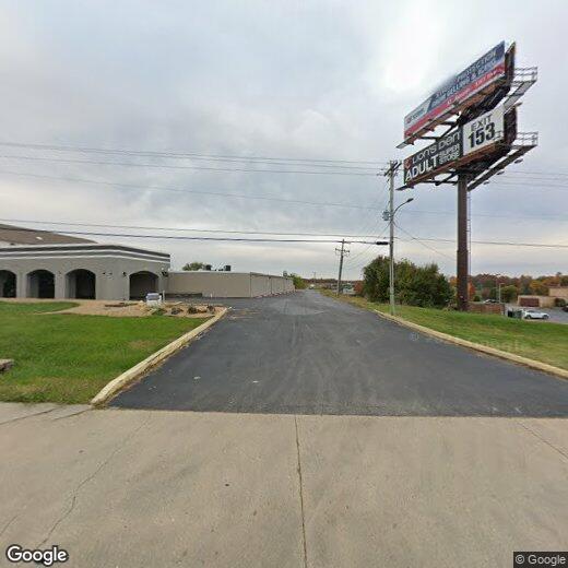 Primary Photo - 1691 Martin Springs Dr