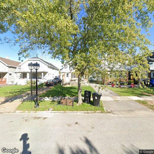 Primary Photo - 129 Victoria Blvd