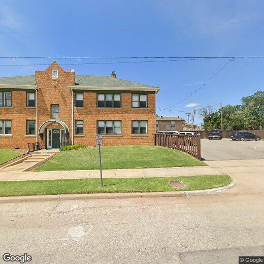 2504 N Hudson Ave, Oklahoma City, OK 73103 Townhome Rentals in