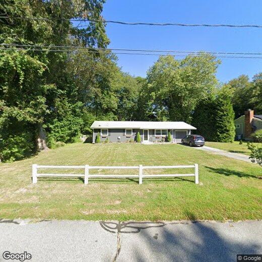 12 Allendale Rd, Old Saybrook, CT 06475 House Rental in Old Saybrook