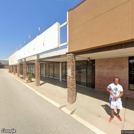 Primary Photo - 7240 W Foster Ave