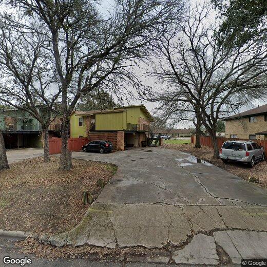 1016 Bois D'Arc St, Lockhart, TX 78644 Townhouse for Rent in Lockhart