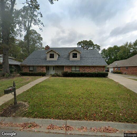 Primary Photo - 7 Oak Tree Cir