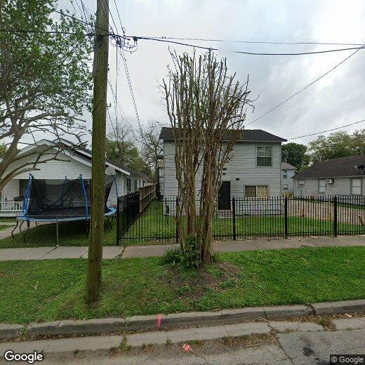Foto principal - 7018 Avenue F
