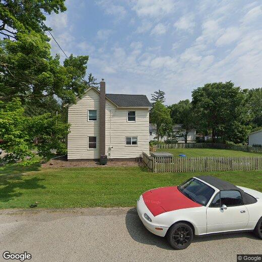 Primary Photo - 320 S Oliver Ave