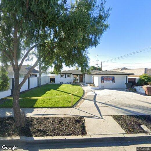Primary Photo - 1460 E Pinewood Ave