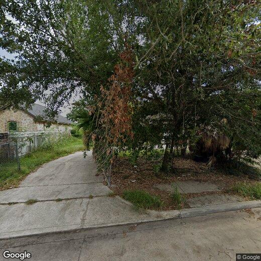 Foto principal - 5847 Southington St