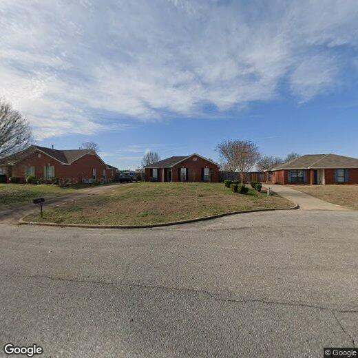 Primary Photo - 349 Hambleton Ct