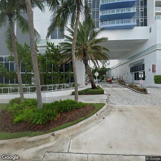 Primary Photo - 3101 Bayshore Dr